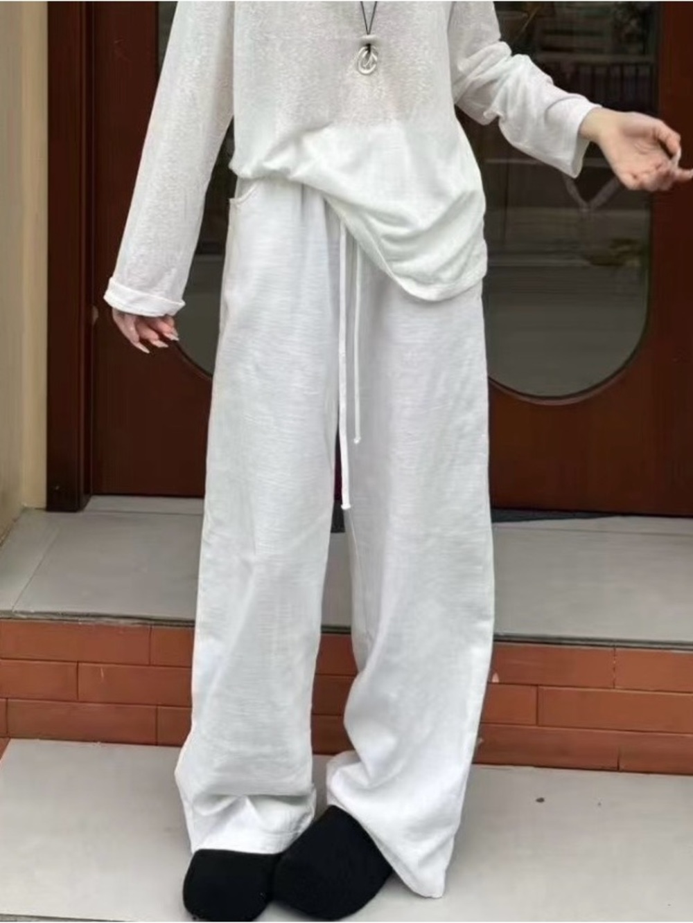 White Linen Pants/wild leg/NWT /size M - Picture 1 of 11